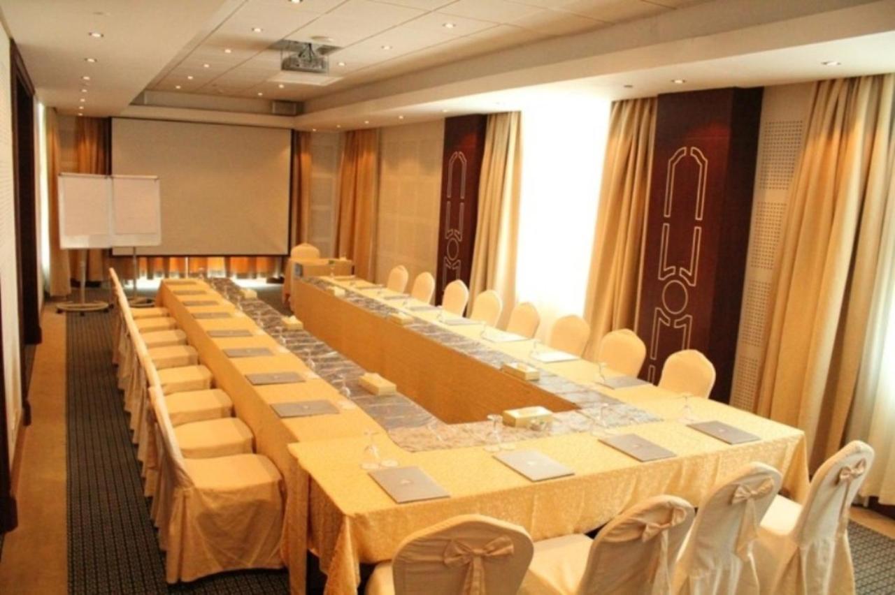 Costa Del Sol Hotel By Arabian Link Kuwait City Екстер'єр фото