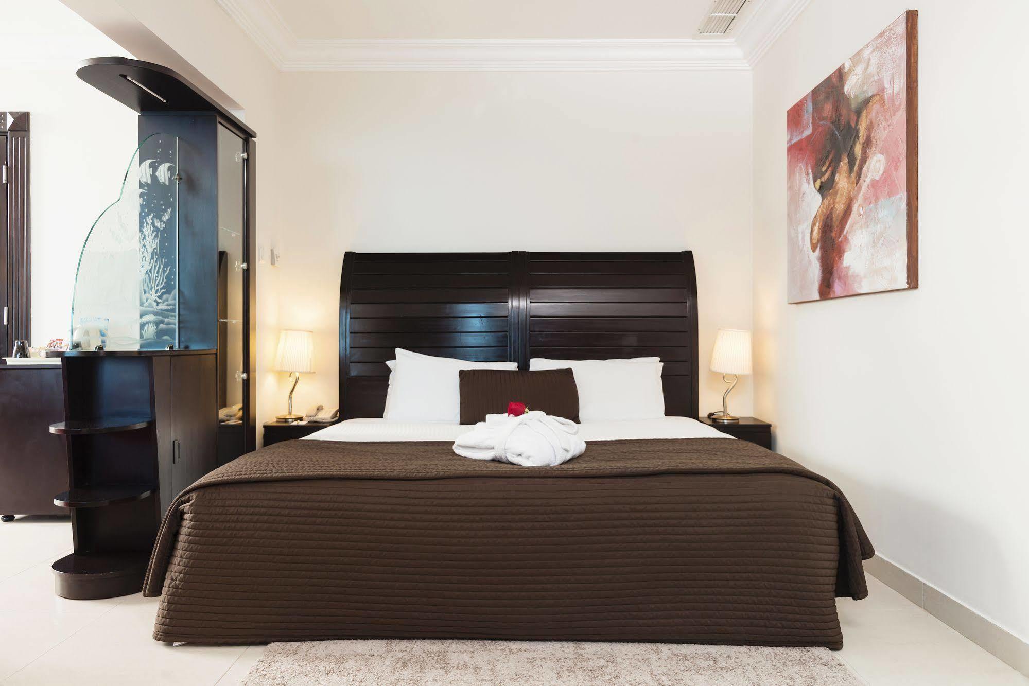 Costa Del Sol Hotel By Arabian Link Kuwait City Екстер'єр фото